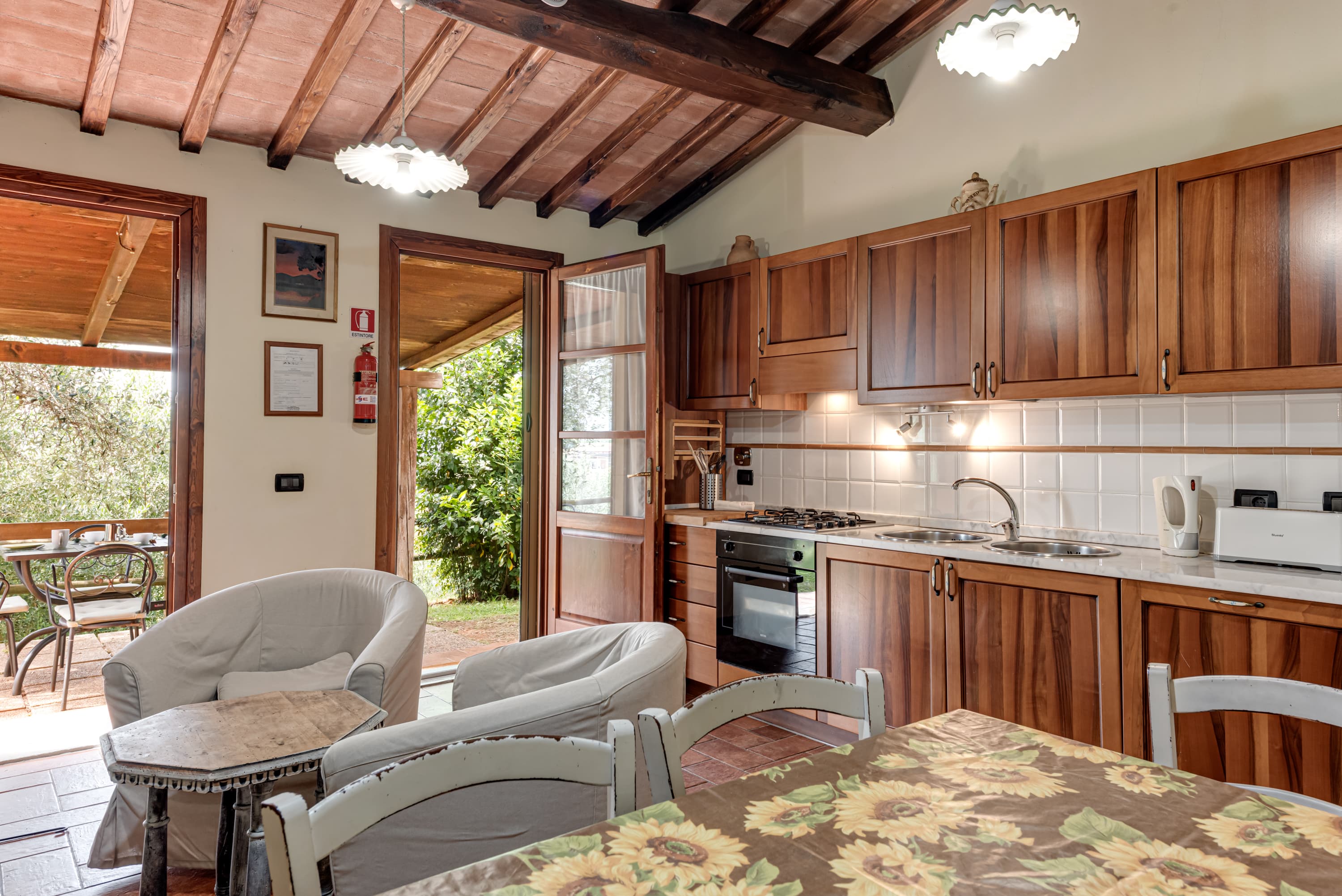 Limone villa at La Pieve